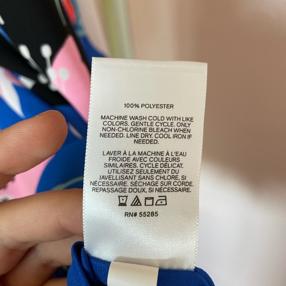 Express never worn blue floral mini dress with adjustable straps size small - Picture 5 of 5